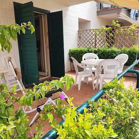 Ferienwohnung Sea Garden, Fronte Mare Con Piscina Mascali Exterior foto