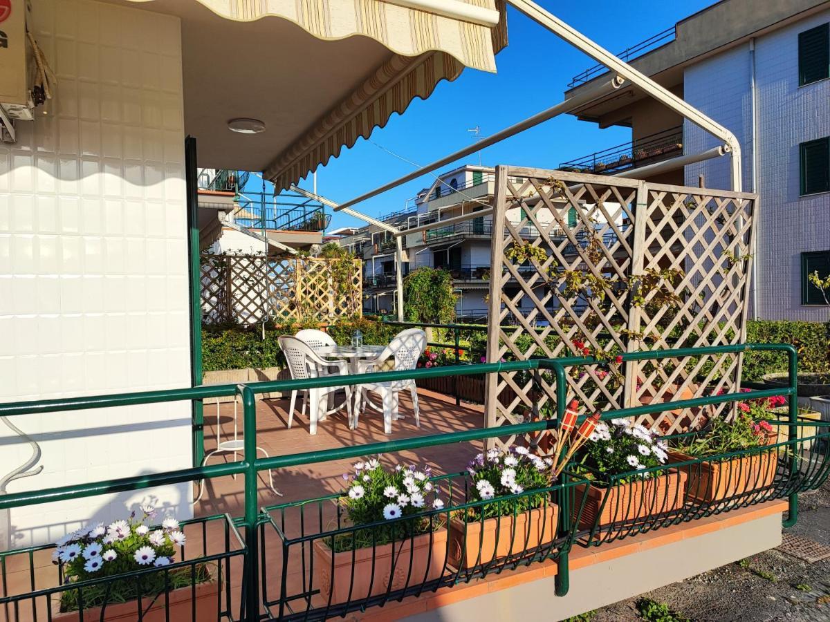 Ferienwohnung Sea Garden, Fronte Mare Con Piscina Mascali Exterior foto