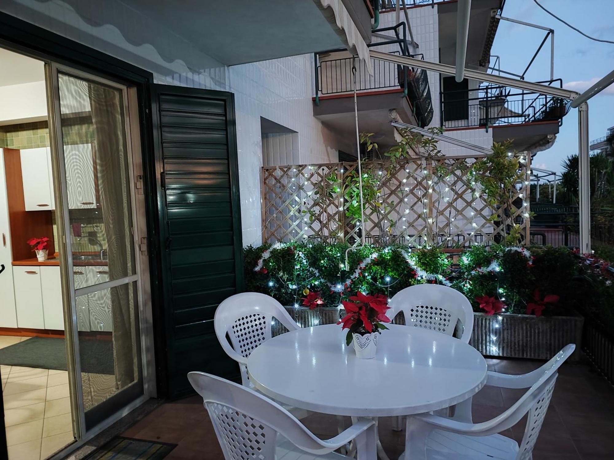 Ferienwohnung Sea Garden, Fronte Mare Con Piscina Mascali Exterior foto